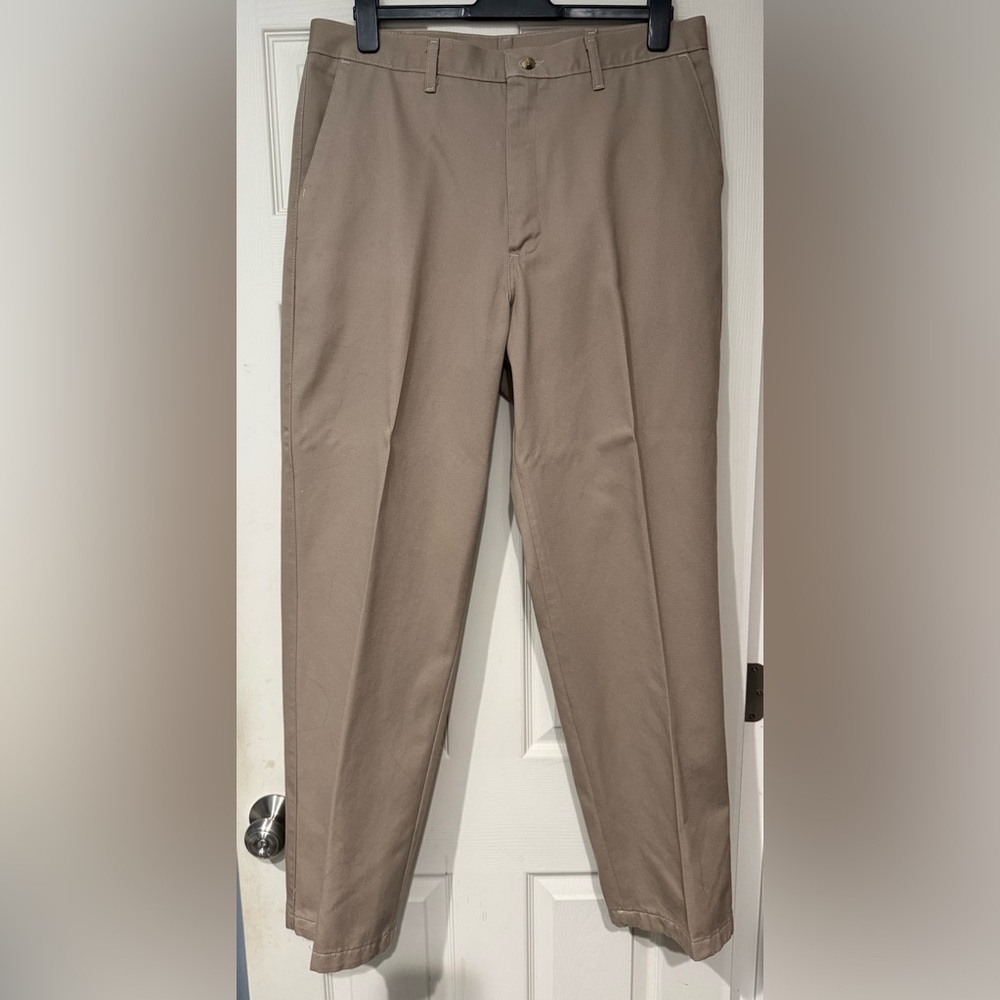 Wrangler Timber Creek Men's Khaki Chinos